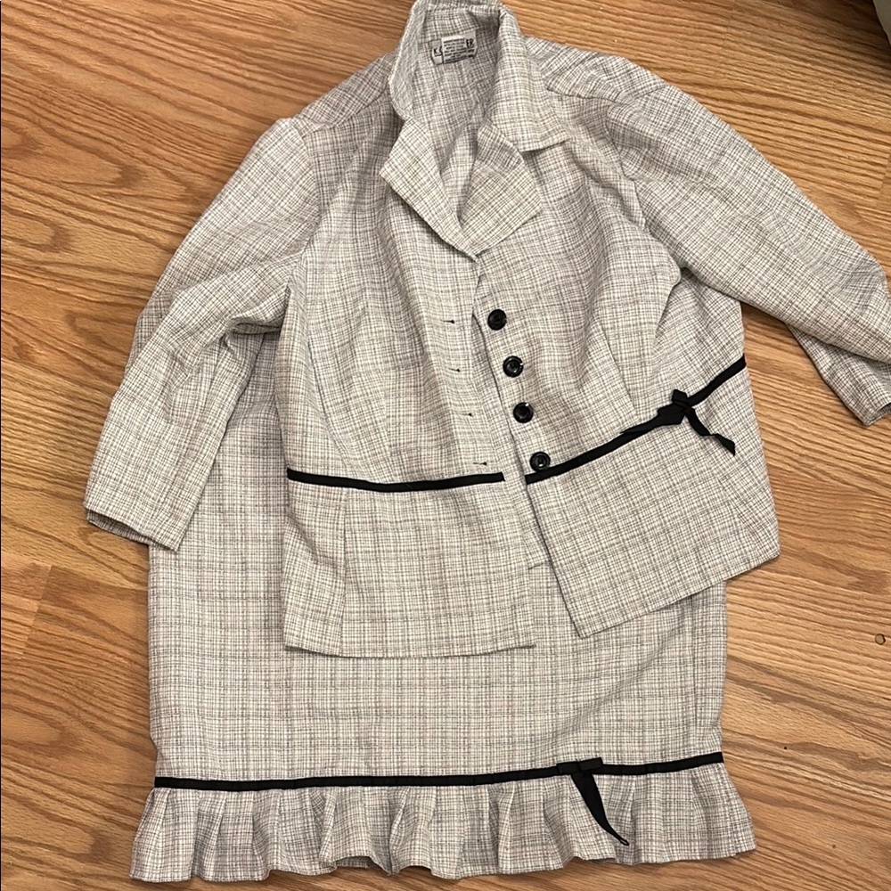 Plaid Blazer and Skirt Set with Black Accents
